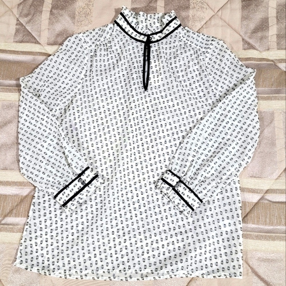 NWT J. Crew sheer popover blouse. Size 6.
